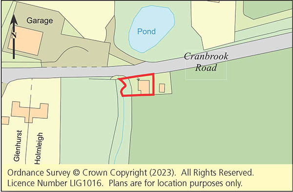 Lot: 147 - DETACHED BUILDING WITH POTENTIAL -